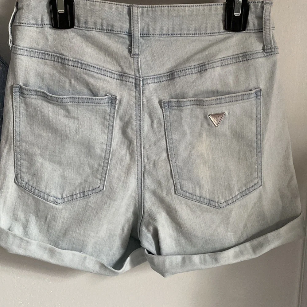 Guess Women’s Lightwash Blue Denim Rolled Cuff 90s Jean Shorts